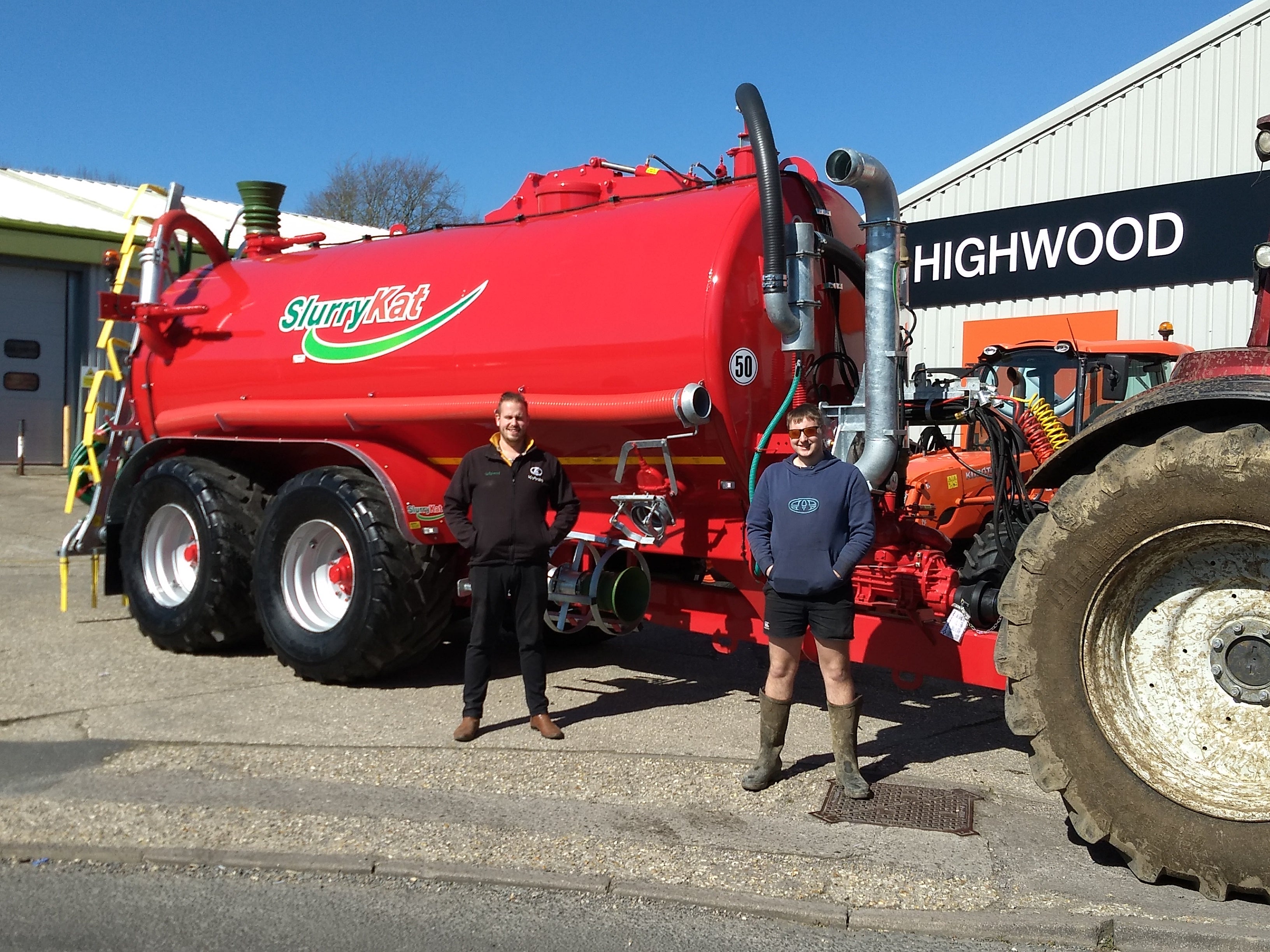 New 3500G SlurryKat Premium tanker to local contractor