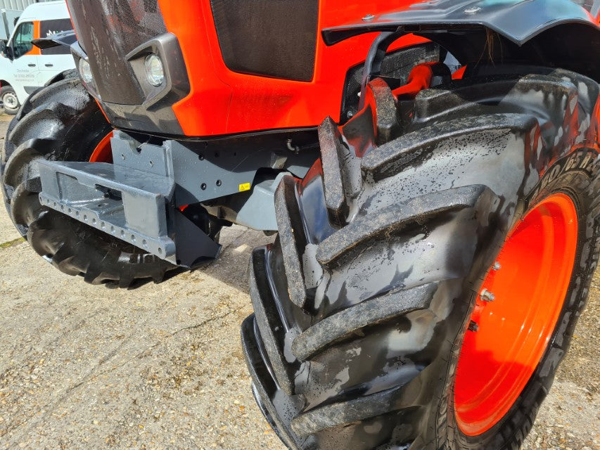 Kubota M6-142 x-Demo 40k 24/24 Tractor - only 300hrs - £POA