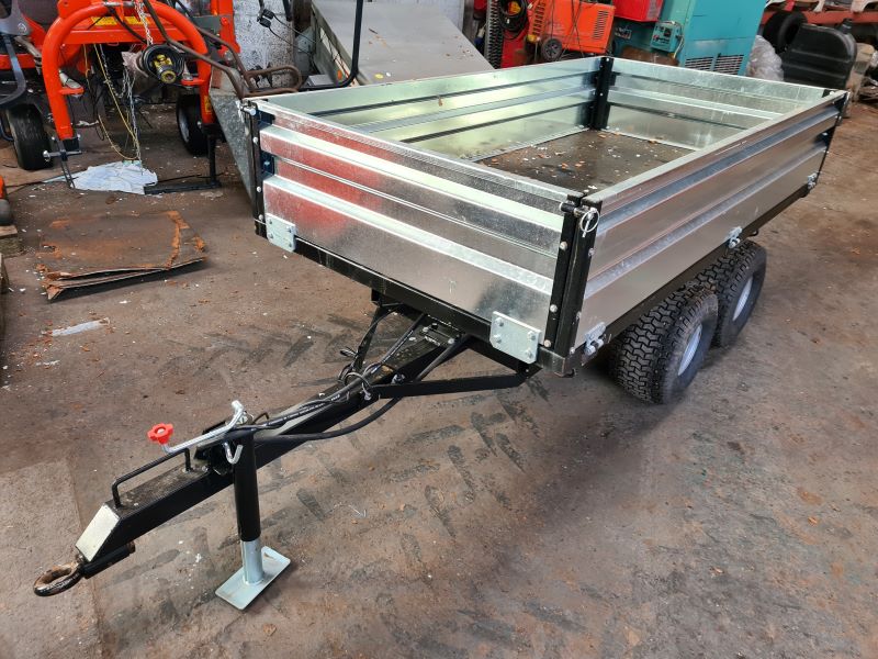 KELLFRI 2.5t Compact Tractor Tipping Trailer - £1950 + VAT