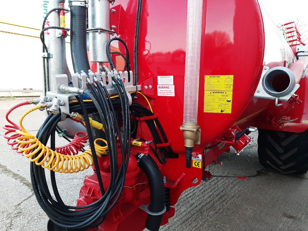 SlurryKat 2750G Tanker with 9m Dribble bar - £ 44,000 +vat