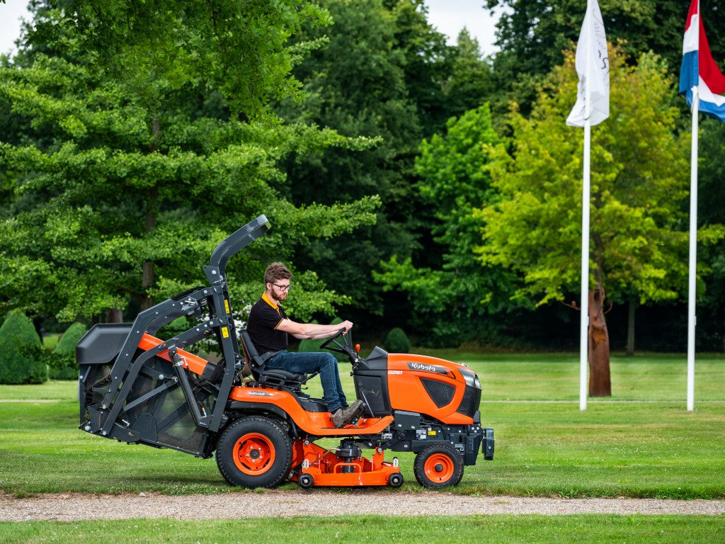 KUBOTA G231 HD Rideon Mower with 48" Deck and High Dump Collector - £15,500 +vat