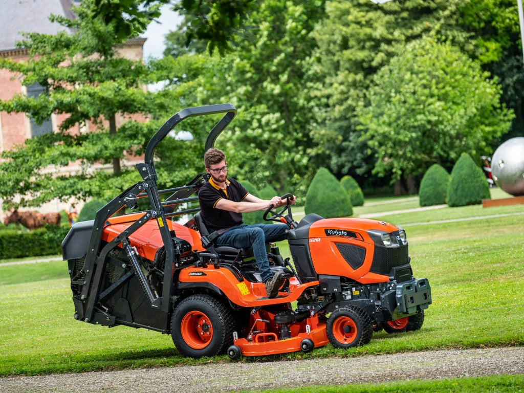 KUBOTA G231 HD Rideon Mower with 48" Deck and High Dump Collector - £15,500 +vat