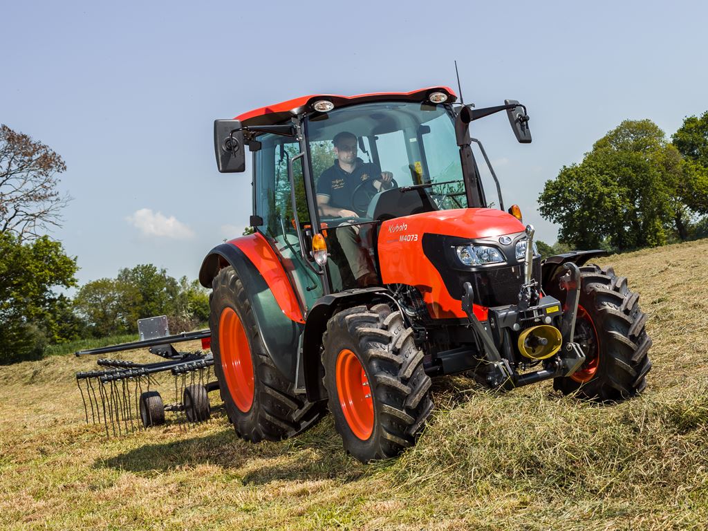 Kubota M4073 74hp Tractor