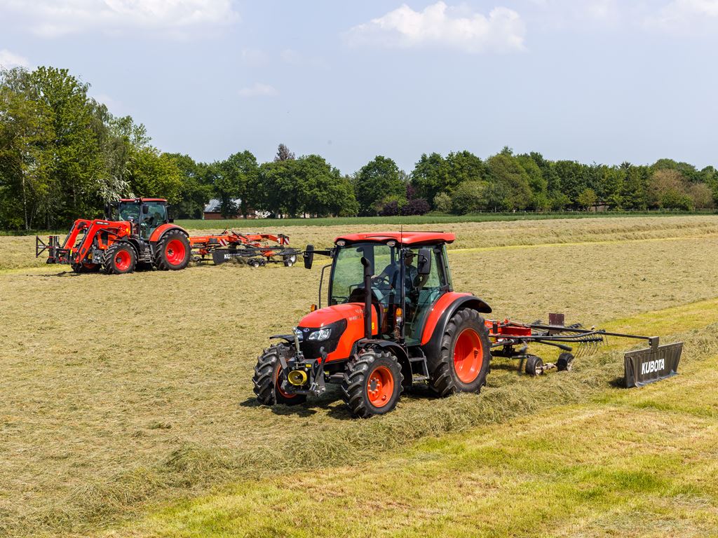 Kubota M4073 74hp Tractor