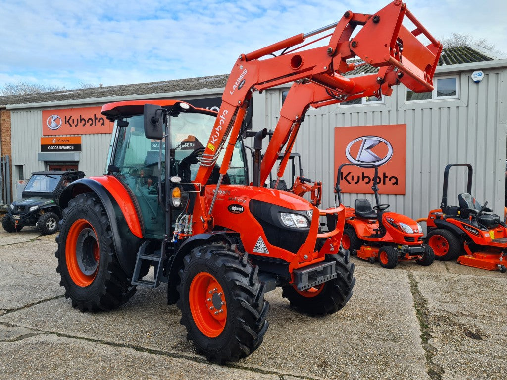 Kubota M4073 74hp Tractor c/w Loader - only 335hrs - £42,200 +vat