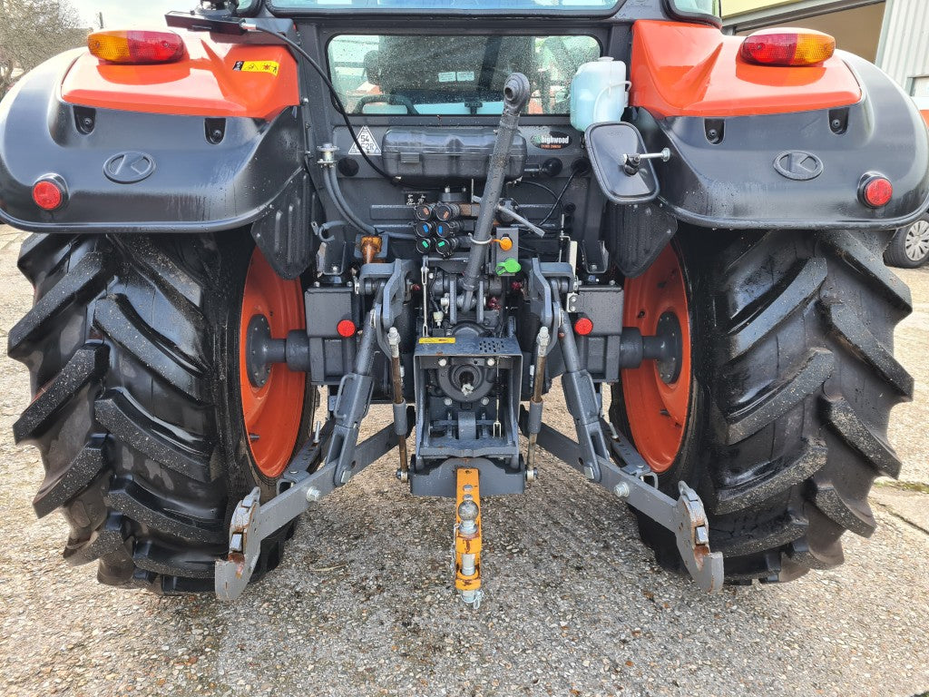 Kubota M4073 74hp Tractor c/w Loader - only 335hrs - £42,200 +vat