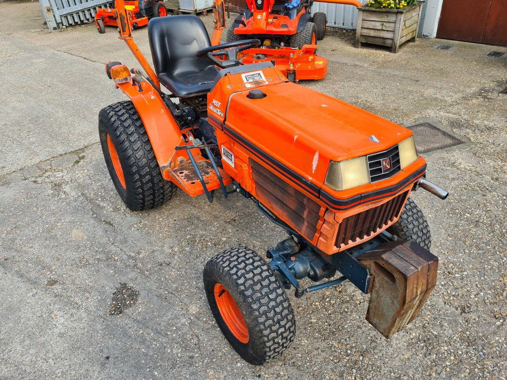Kubota B1750 4wd HST Compact Tractor