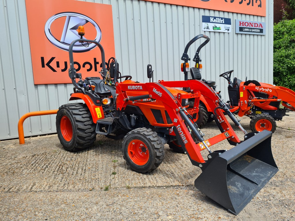 Kubota EK1261 Compact Tractor with Industrial Tyres and Loader