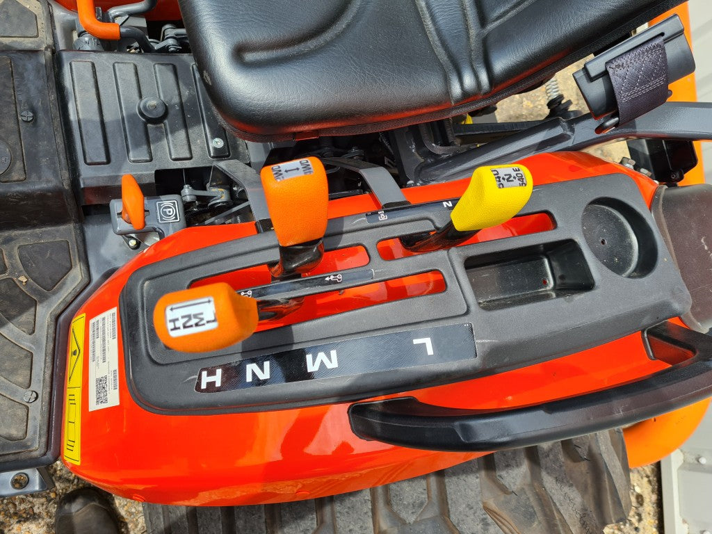 Kubota EK1261 Compact Tractor with Industrial Tyres and Loader