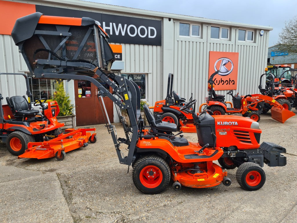 Used G26HD (High Dump) Rideon Mower