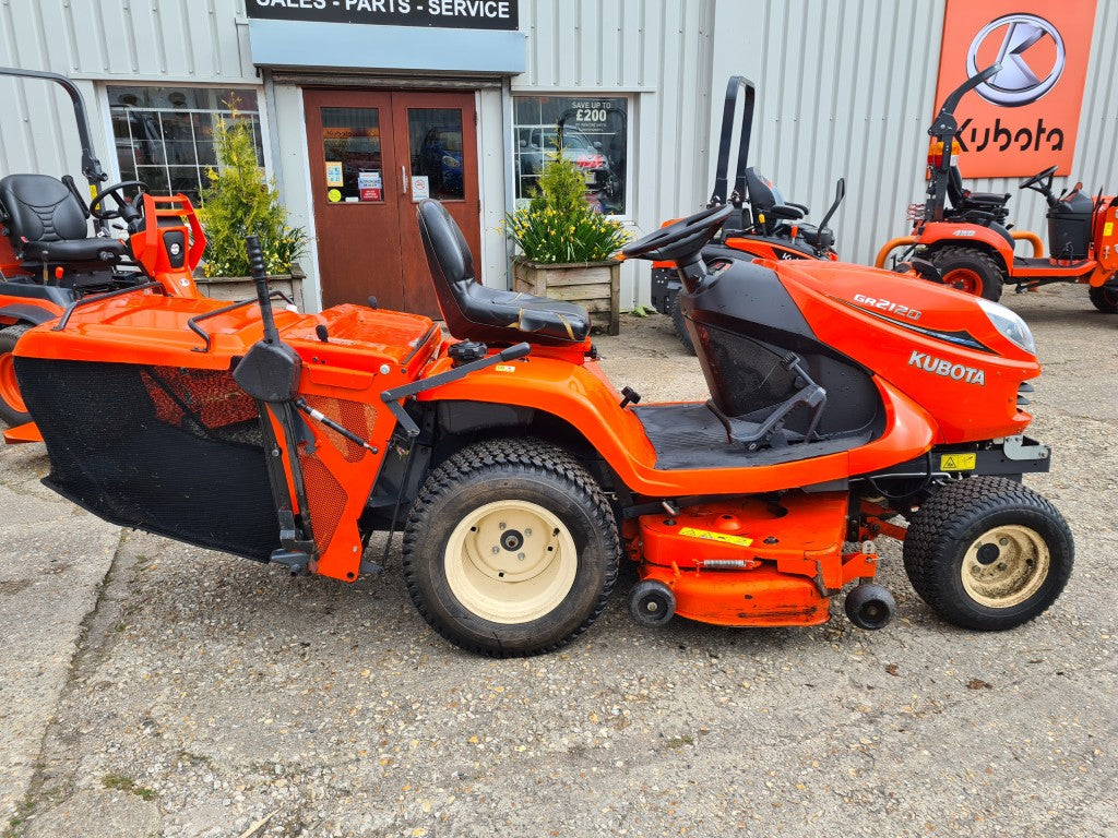 Used GR2120 Rideon Mower with 48" Deck & Collector - 384hrs