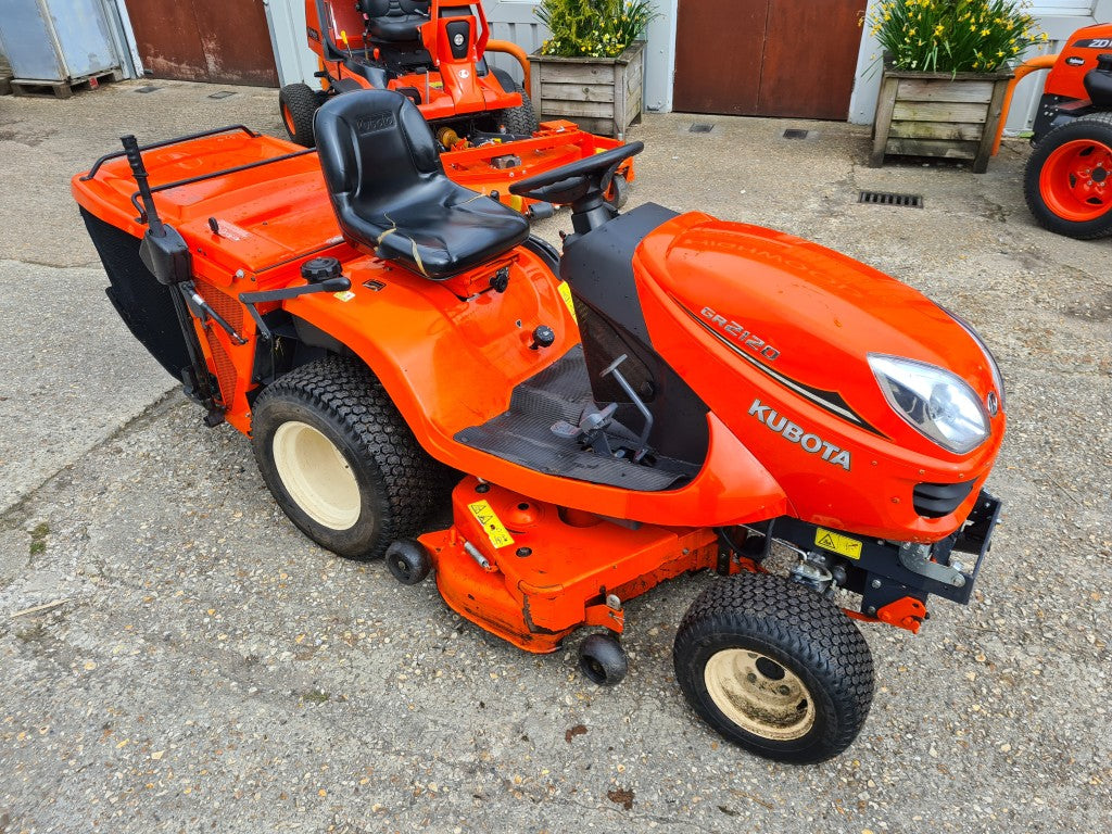 Used GR2120 Rideon Mower with 48" Deck & Collector - 384hrs