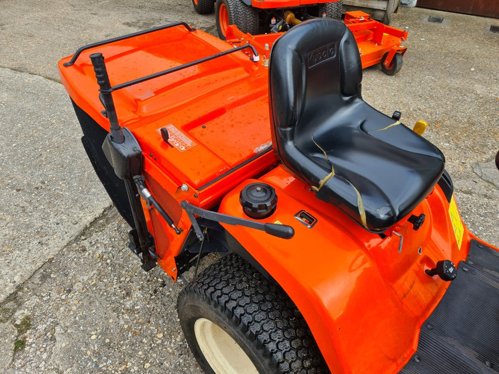 Used GR2120 Rideon Mower with 48" Deck & Collector - 384hrs