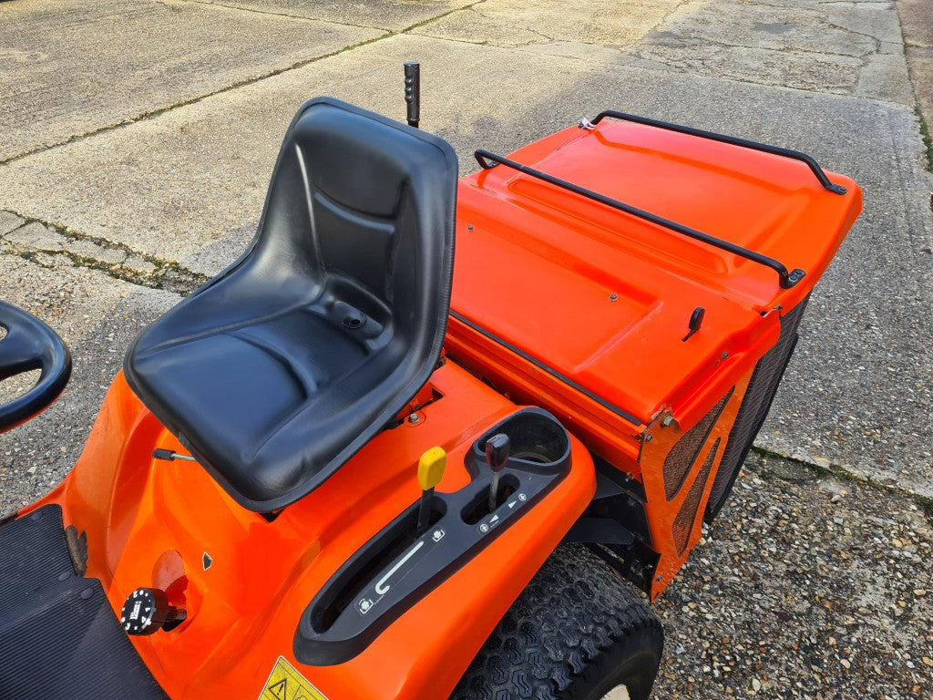 KUBOTA GR2100 Rideon with 48" deck - 1135hrs - POA