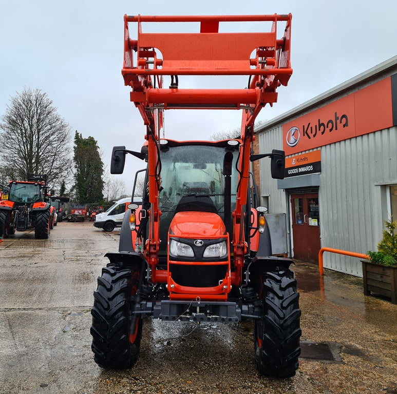 Kubota M4073 74hp Tractor c/w Loader - only 350hrs - £42,200 +vat