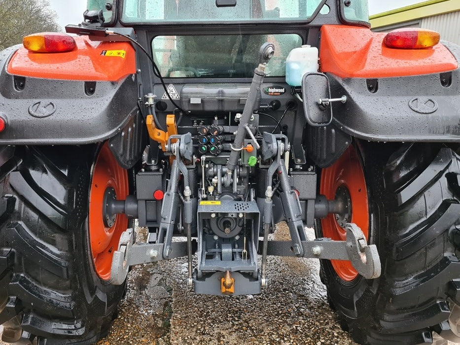 Kubota M4073 74hp Tractor c/w Loader - only 350hrs - £42,200 +vat