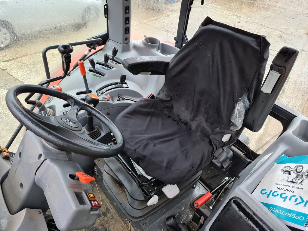 Kubota M4073 74hp Tractor c/w Loader - only 350hrs - £42,200 +vat