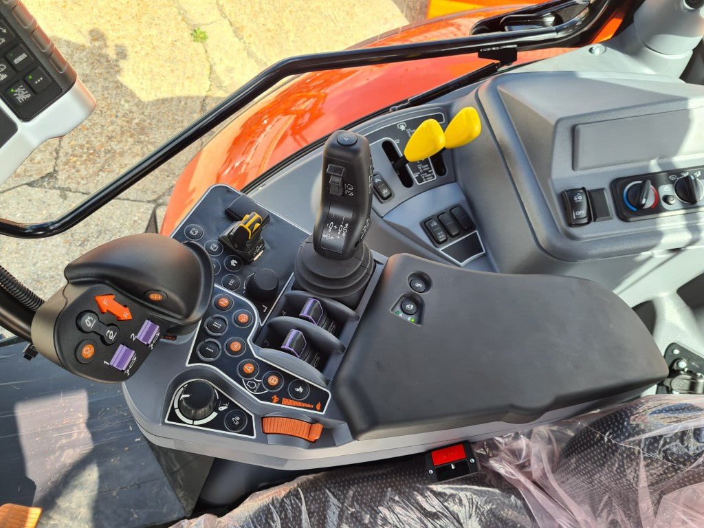Kubota M7154 'Premium' 150hp Powershift - £POA