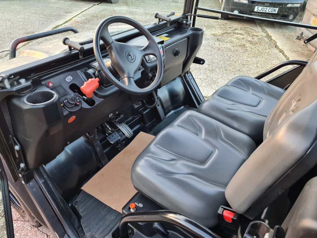 Kubota RTV X1110 Utility with Full Cab - only 450hrs