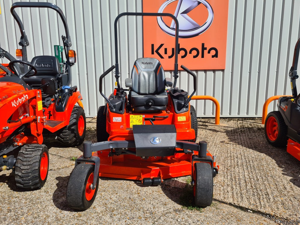 Kubota ZD1211 Zero Turn 24hp Rideon Mower with 60" deck - £17,500 +vat