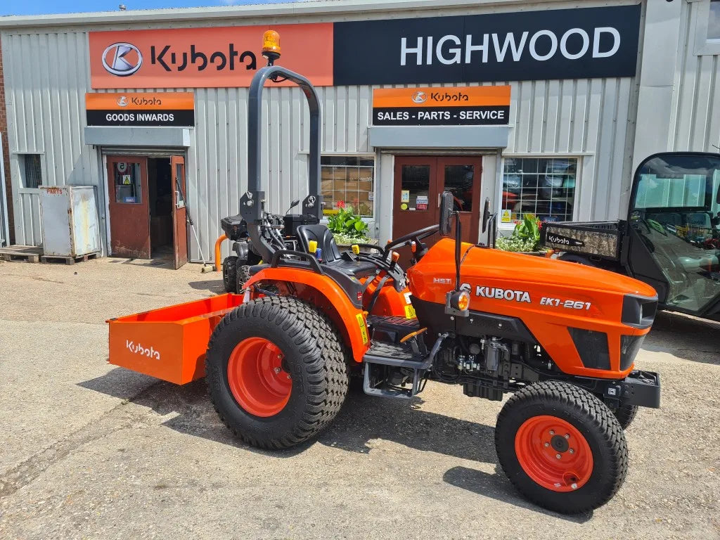Kubota EK1261 HST Compact Tractor - Turf Tyres