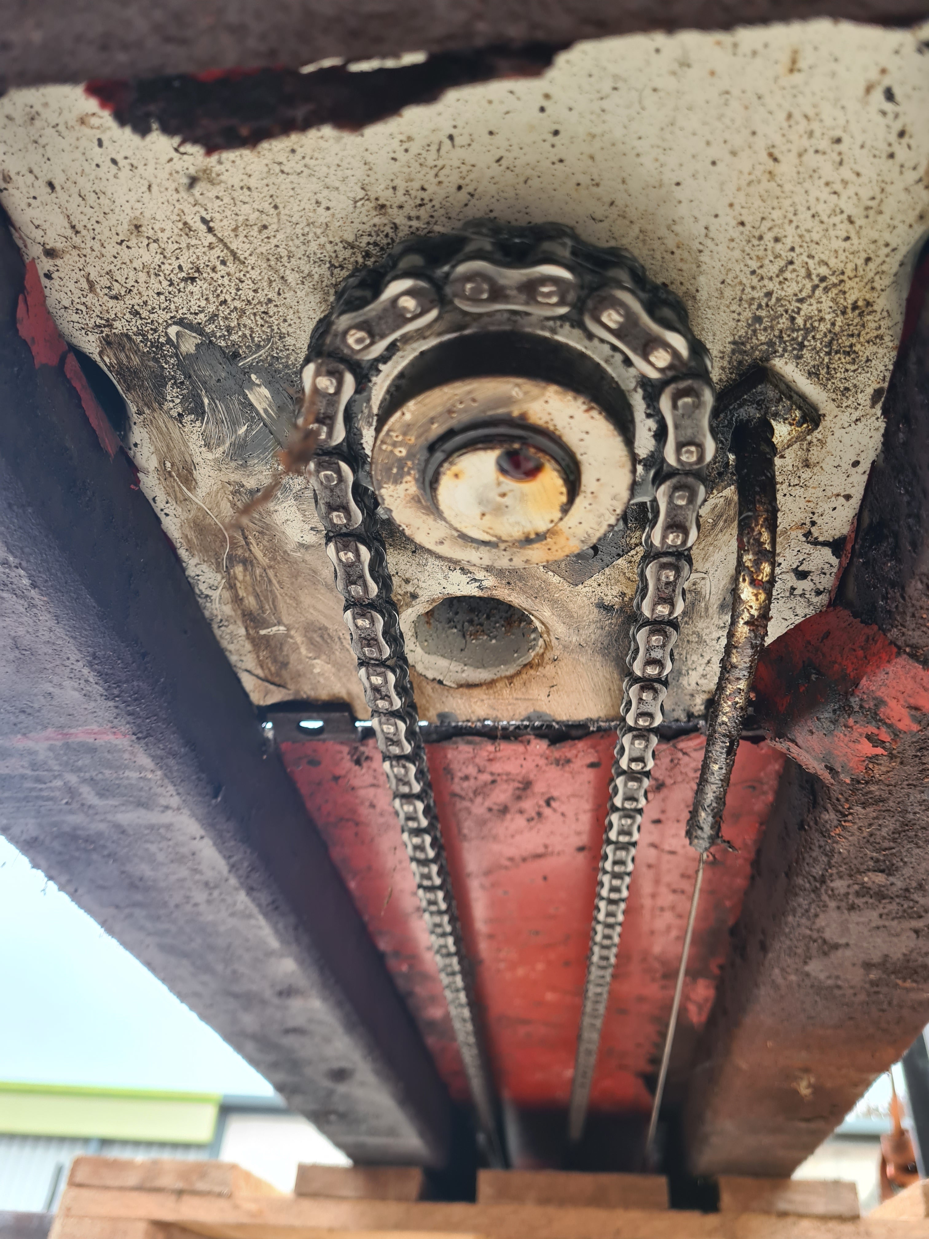 Used STENHOJ 3t (3000kg) two post garage lift - SPARES or REPAIR - £500 +vat