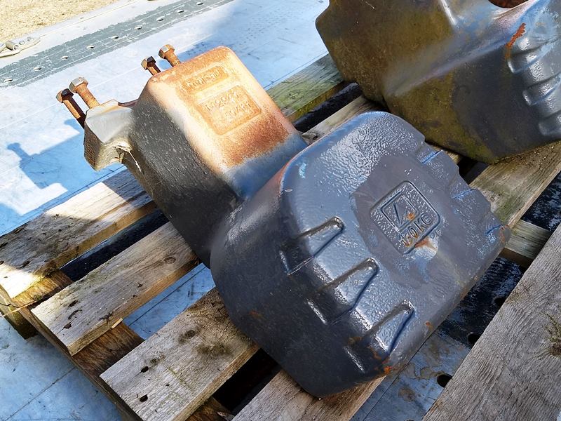 USED TRACTOR ACCESSORIES