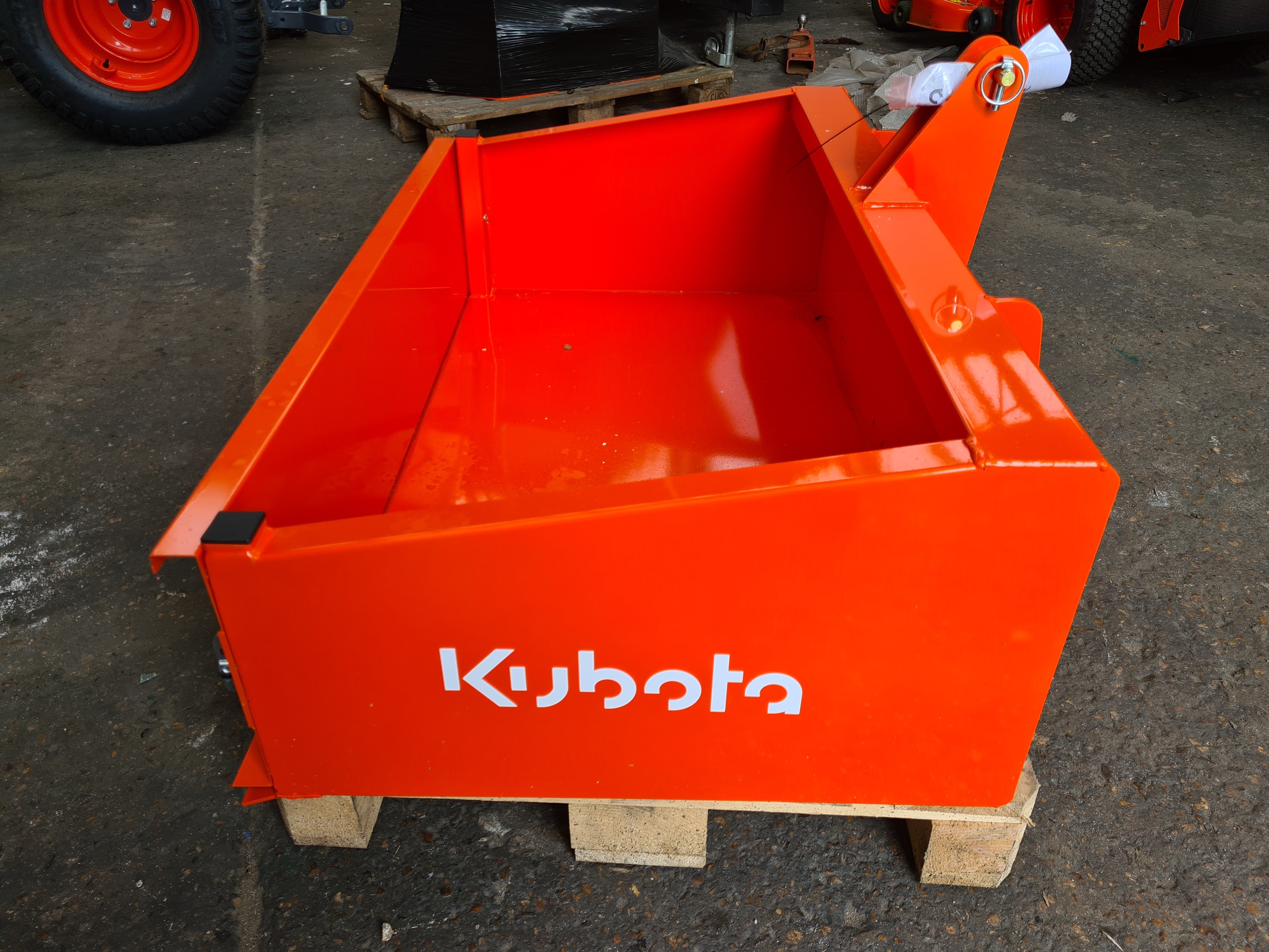 Kubota EK 1.20 Mounted 4ft Transport Box