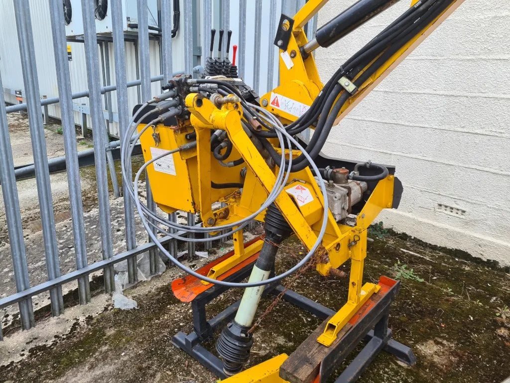 McConnel PA32 Hedgetrimmer