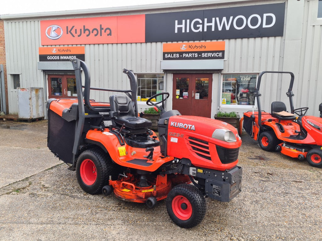 KUBOTA G23-II Low Dump Rideon - 1002hrs
