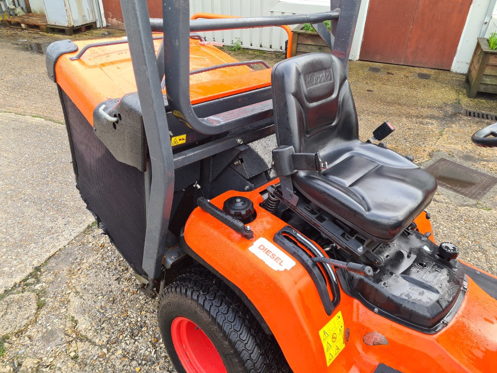 KUBOTA G23-II Low Dump Rideon - 1002hrs