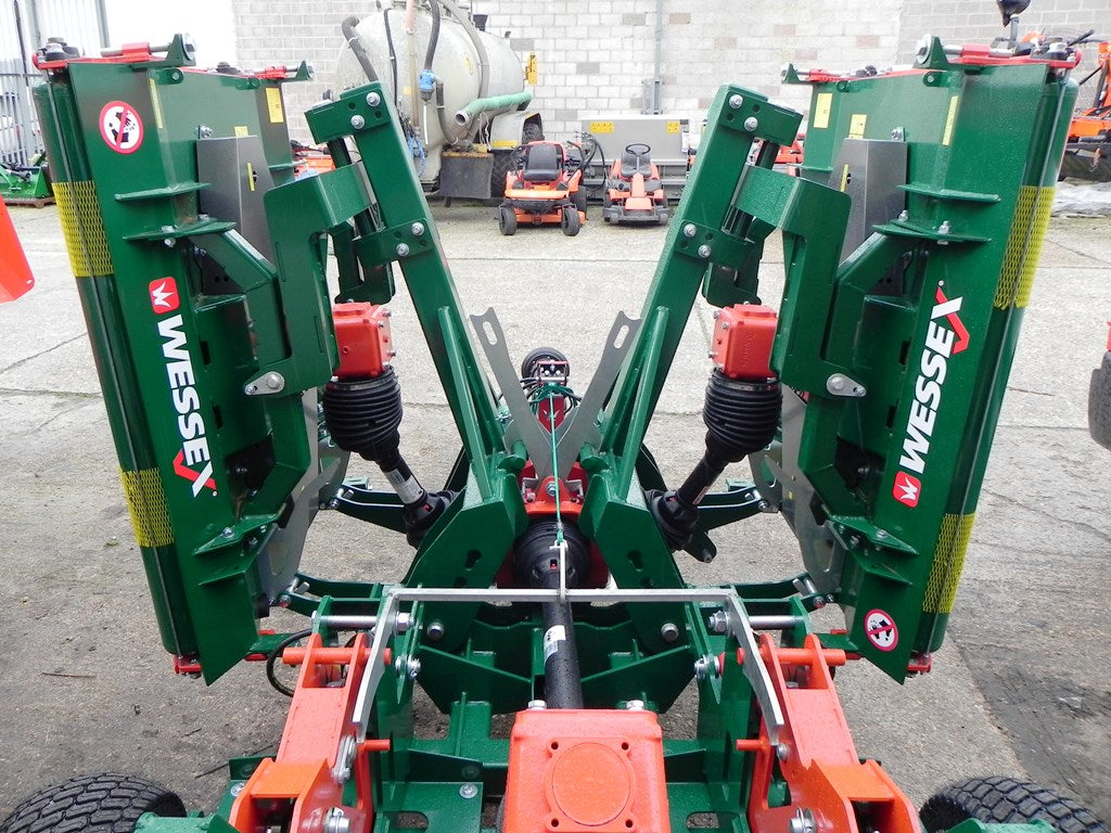 NEW Wessex CRX-320 3.2m Turf Precision Roller Mower