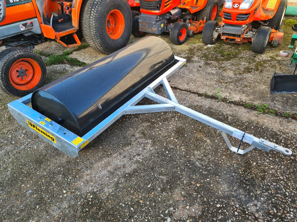 NEW Fleming Model 5246 5ft Compact Land Roller
