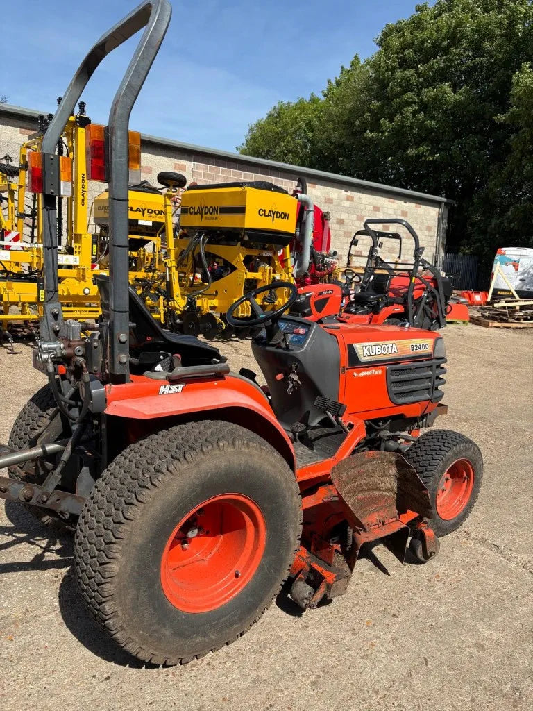 USED Kubota B2400 Compact Tractor with mower deck