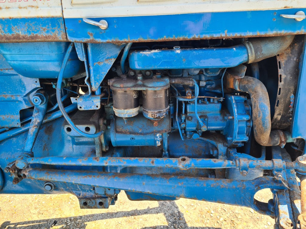 FORD 3000 Super Dexta 2wd tractor
