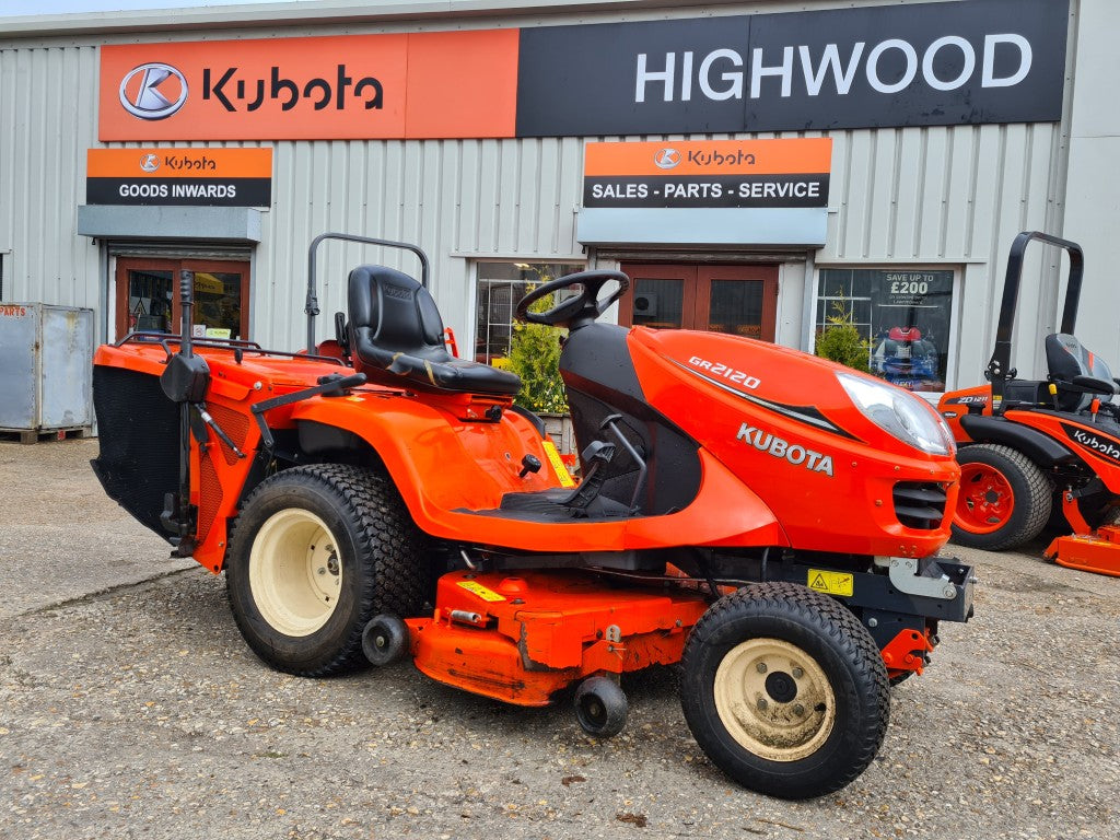Used GR2120 Rideon Mower with 48" Deck & Collector - 384hrs