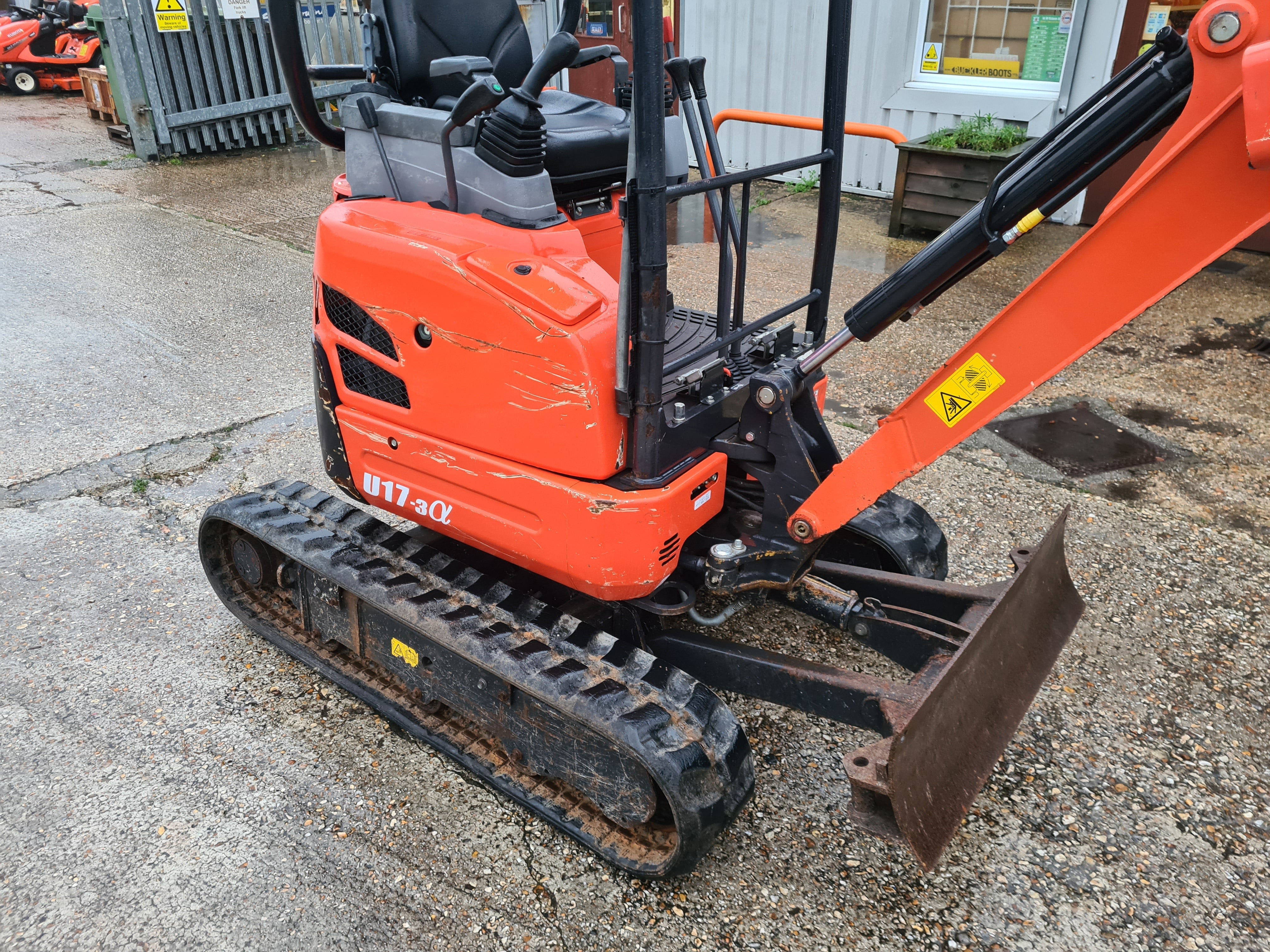 KUBOTA U17-3 Mini Digger - £14,250 +vat