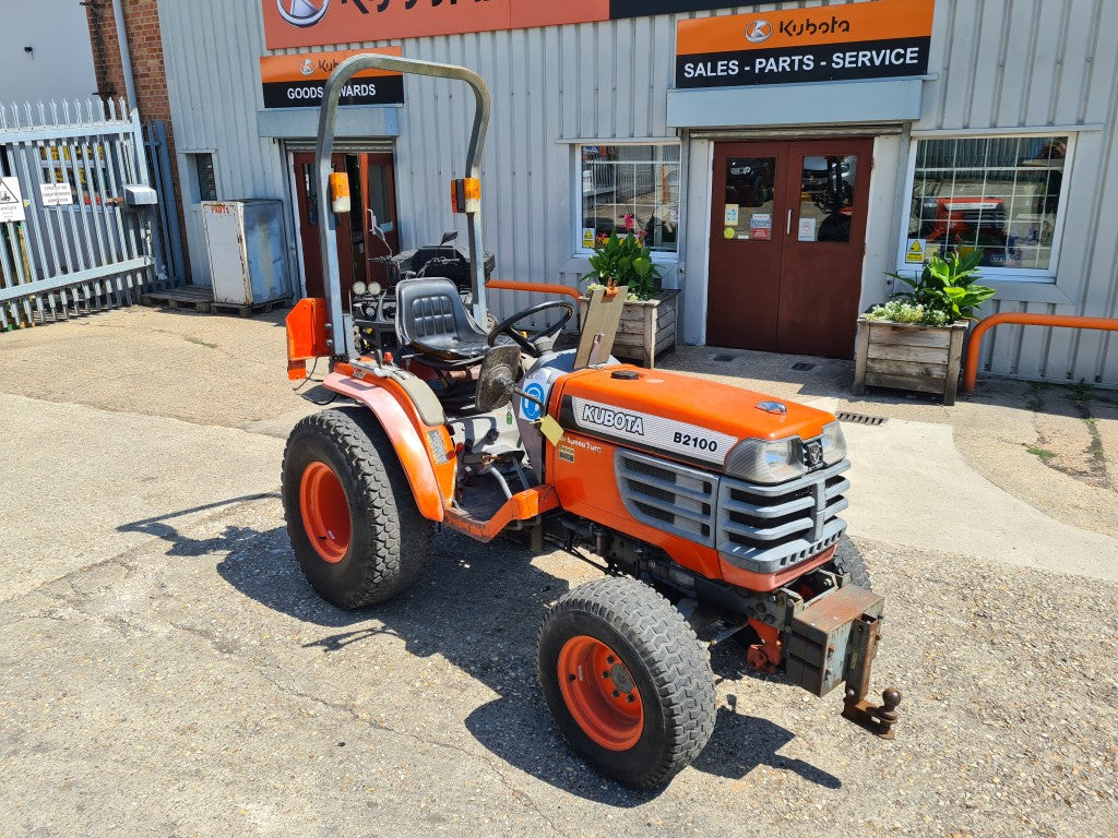 Kubota B2100 Compact Tractor on turf tyres