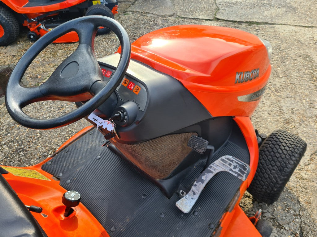 KUBOTA GR2100 Rideon with 48" deck - 1135hrs - POA