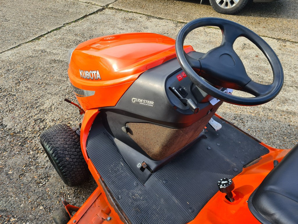 KUBOTA GR2100 Rideon with 48" deck - 1135hrs - POA