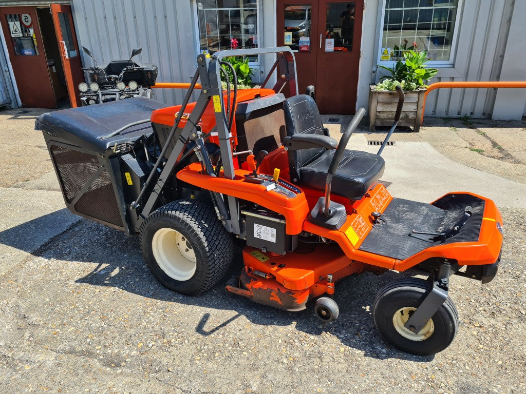 Kubota GZD21 Zero Turn High Dump Rideon Mower