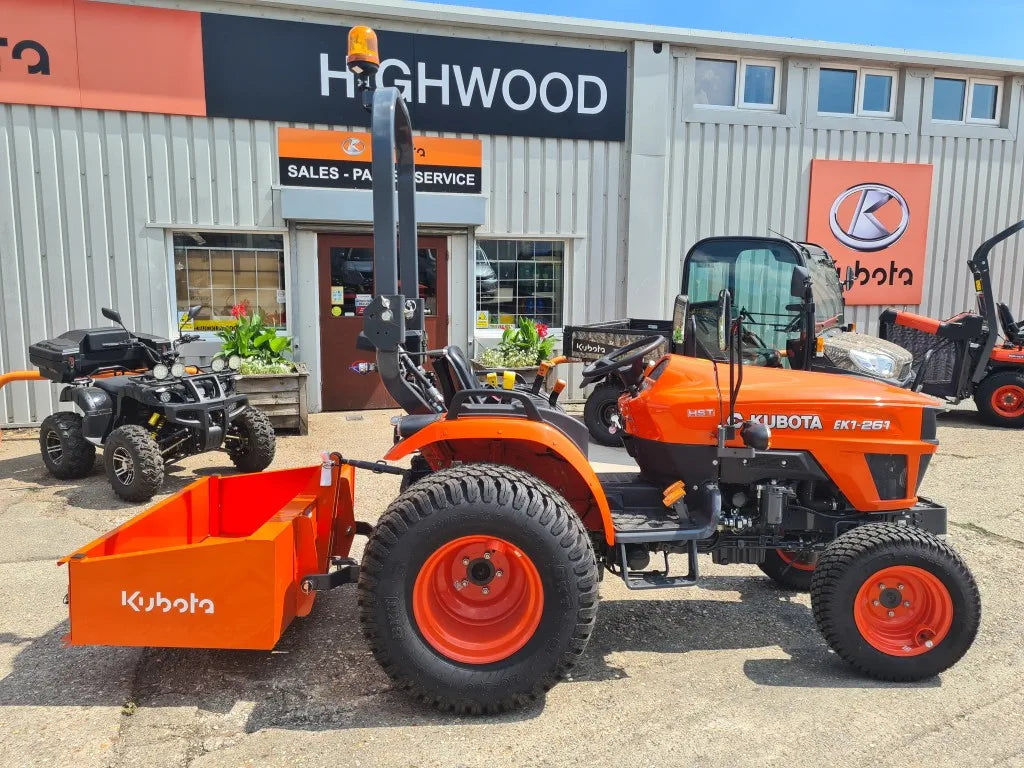 Kubota EK1261 HST Compact Tractor - Turf Tyres