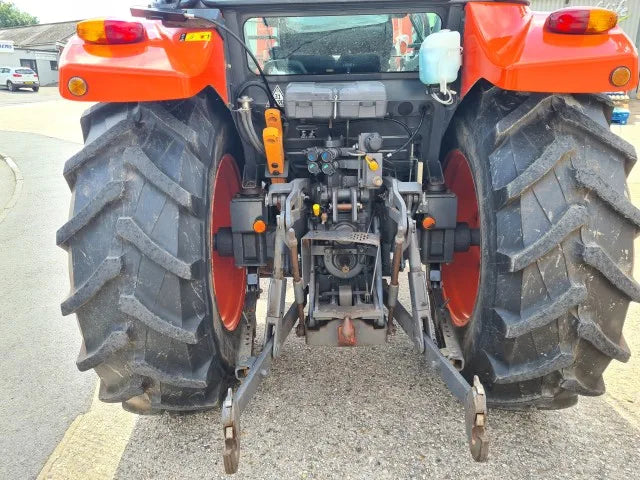 Used Kubota M4072 72hp Tractor c/w Loader