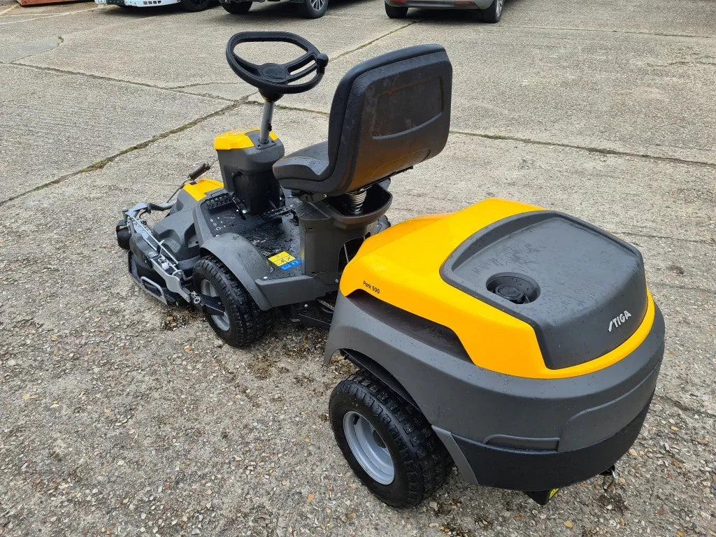 USED Stiga Park 500 Out Front Ride On Mower