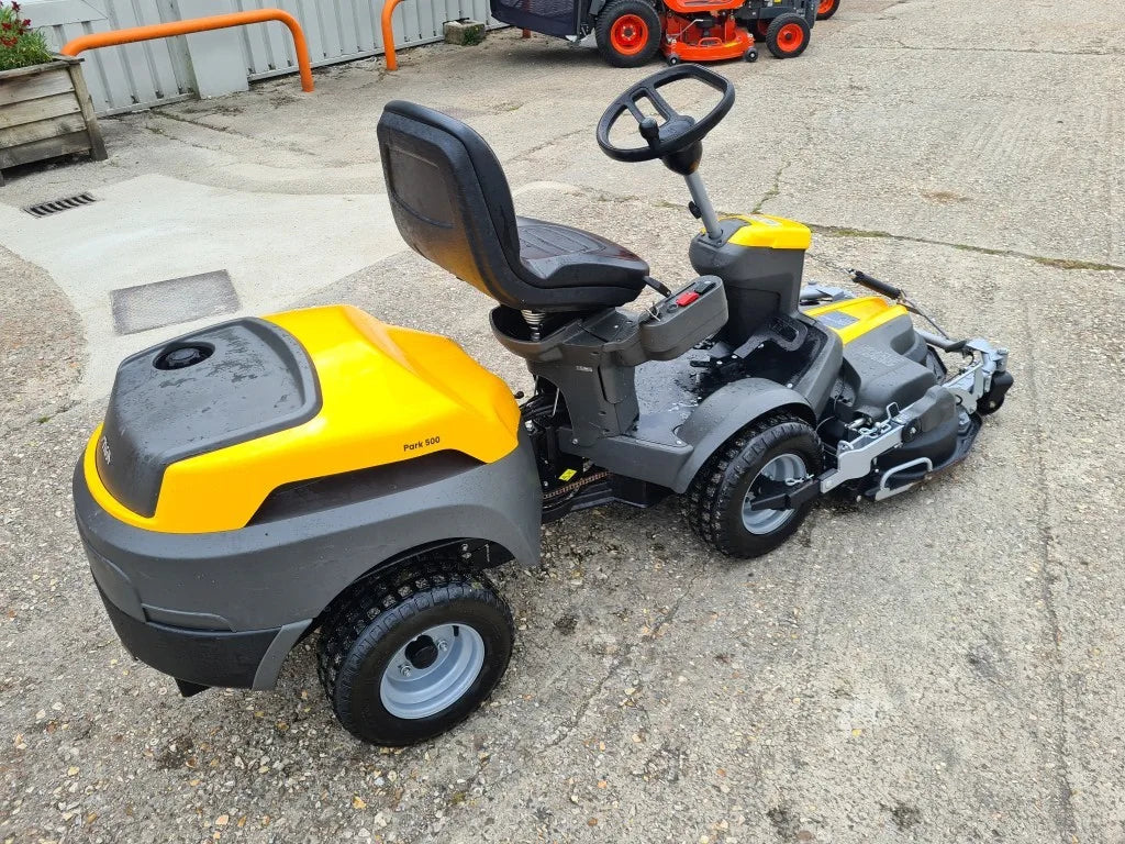 USED Stiga Park 500 Out Front Ride On Mower