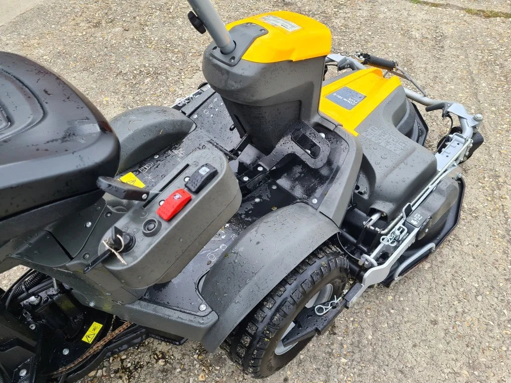 USED Stiga Park 500 Out Front Ride On Mower