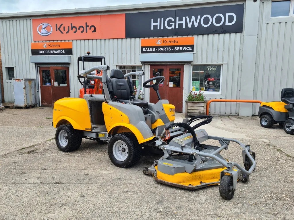 USED Stiga Titan 540D 53" Out Front Ride On Mower