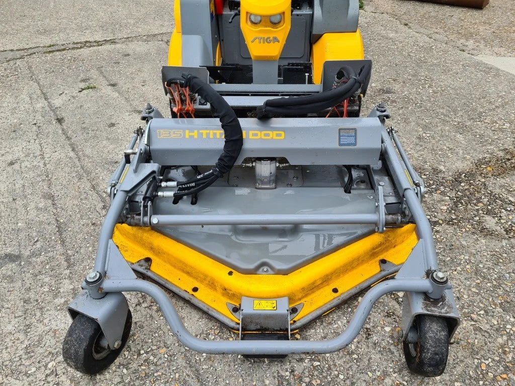 USED Stiga Titan 540D 53" Out Front Ride On Mower