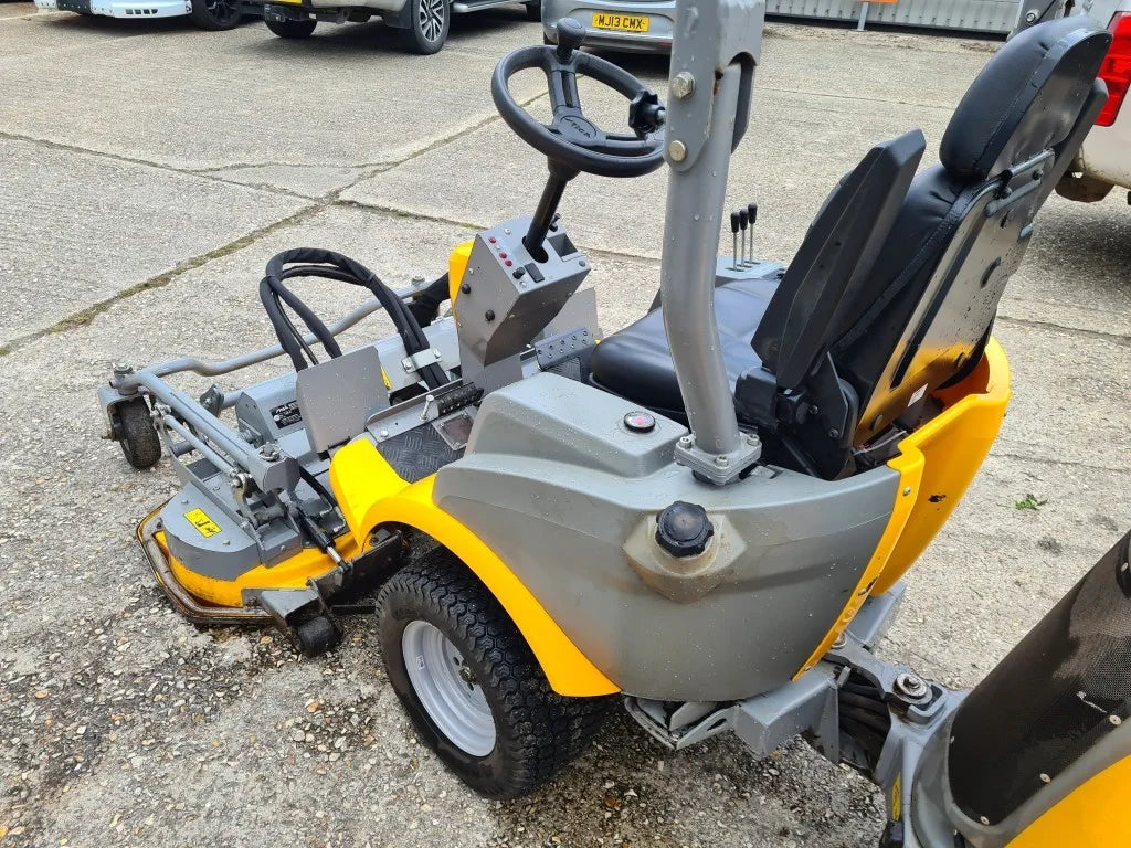 USED Stiga Titan 540D 53" Out Front Ride On Mower
