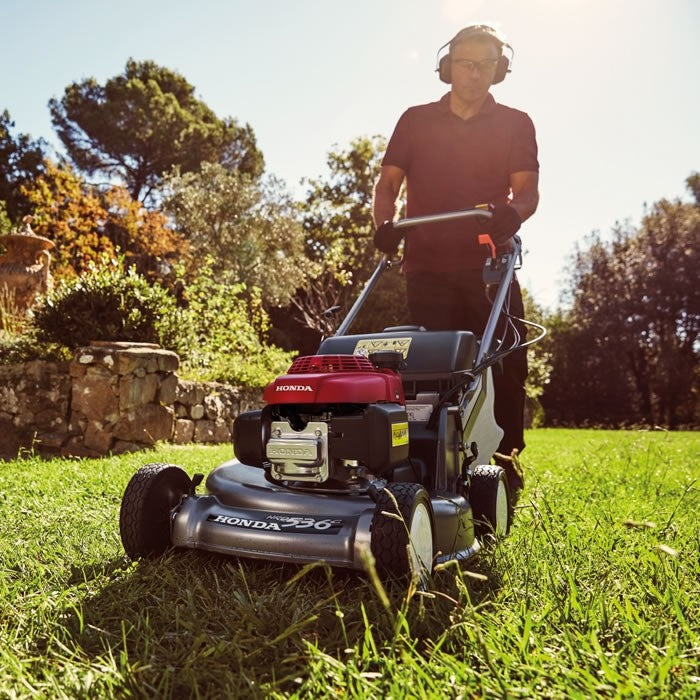 Honda HRD-536 HX Self Drive 4 wheel Mower